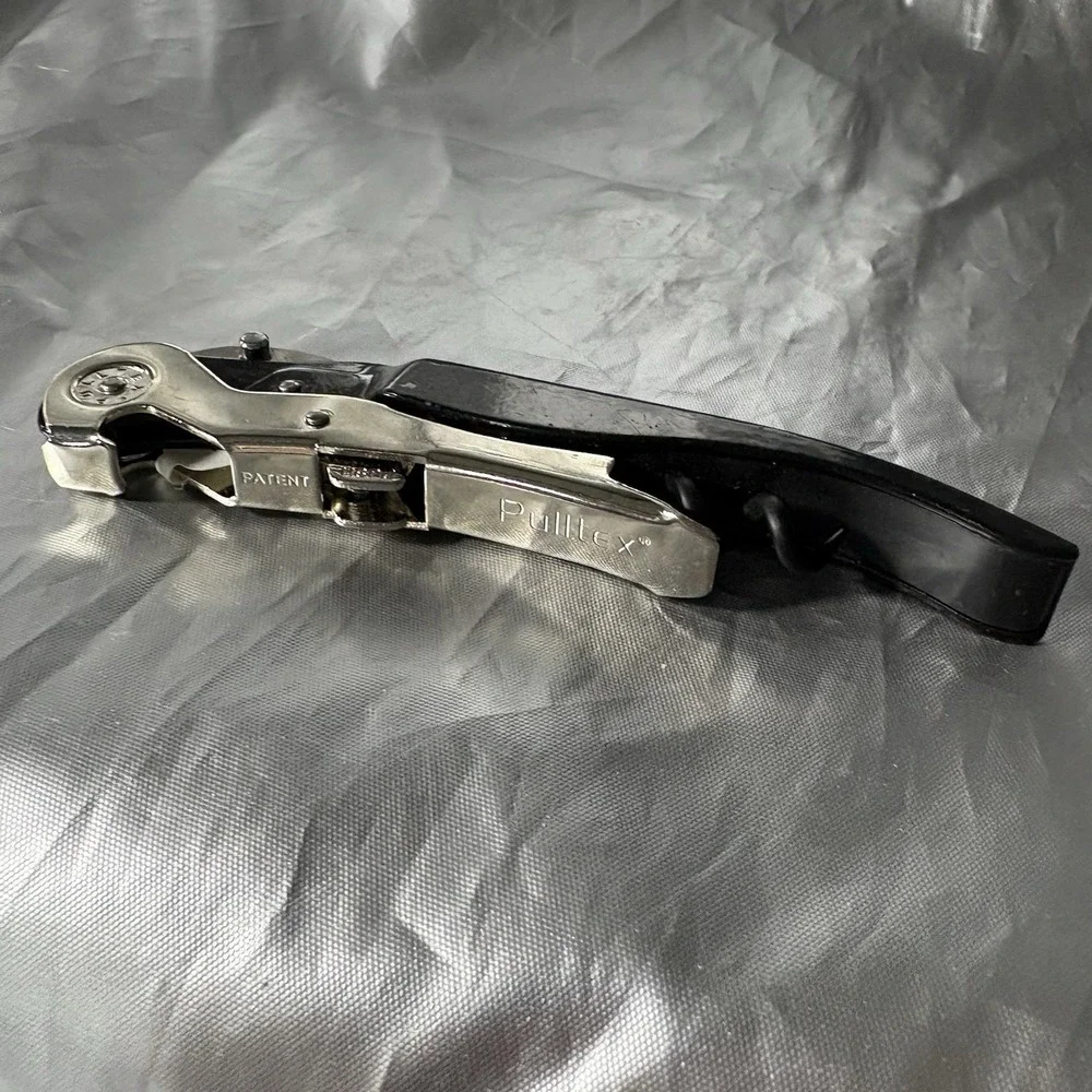 Crate & Barrel Pulled Waiter's Corkscrew SKU 175068–‎ Discontinued